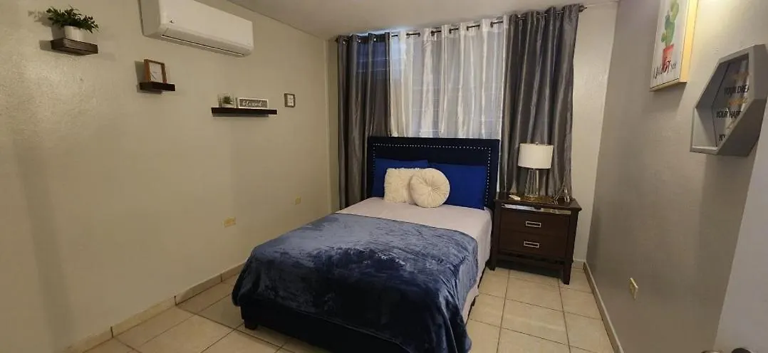 Holiday home Trinitarias House Piscina Karaoke Bar Wifi Villa Salinas