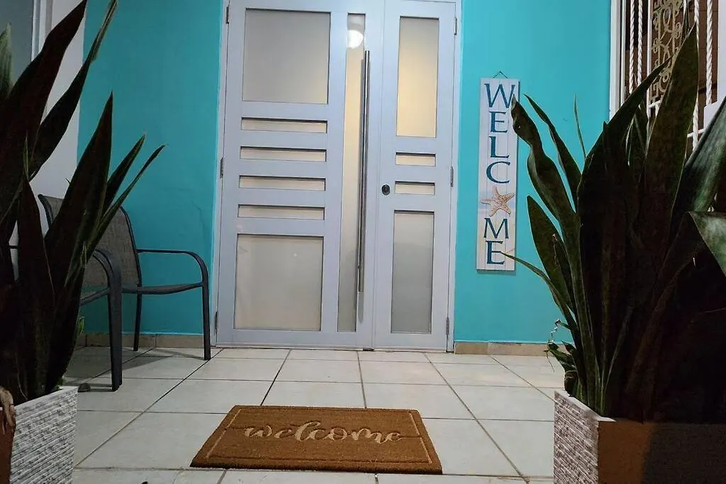 Trinitarias House Piscina Karaoke Bar Wifi Villa Salinas Tatil Evi